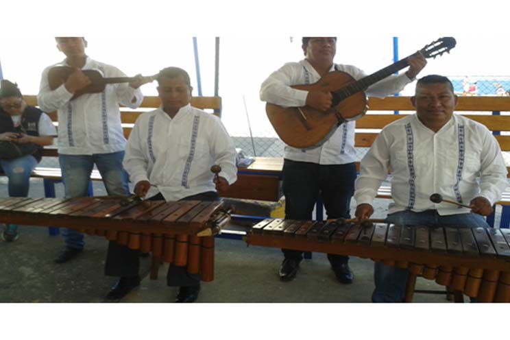 Cruceristas recorren sitios turísticos del pacífico sur nicaragüense