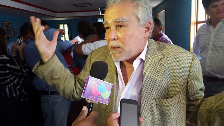 Entre pugnas y complots, derecha protagoniza otro capítulo en su división interna