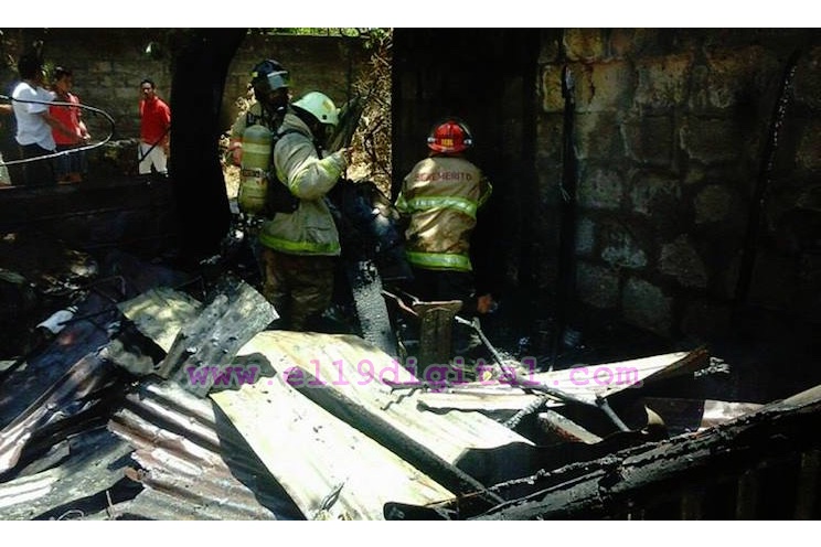 Taller de cuero reducido a cenizas en el barrio San Felipe de León