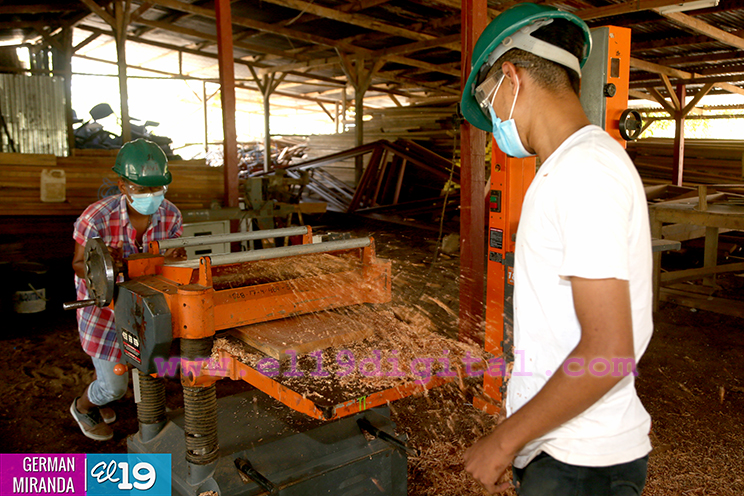 Conozca la experiencia de jóvenes que estudian carreras técnicas en San Carlos