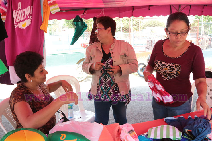 Ferias promueven producción local en barrios capitalinos