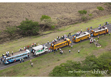 Largas caravanas llegan a Managua para celebrar el 34 aniversario de la Revolución