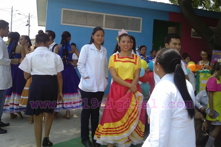 Jornada de vacunación es una fiesta familiar