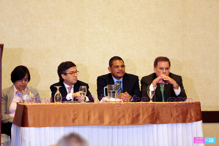 Presidente del BID destaca importantes avances de Nicaragua en materia de combate a la pobreza