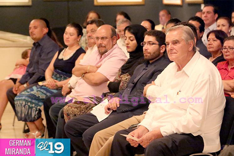 Presentan libro sobre obras y la vida del pintor Carlos García Jiménez