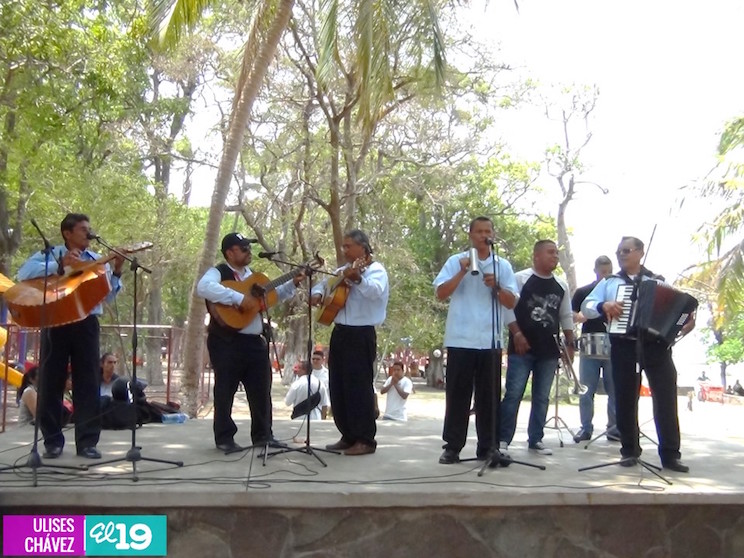Familias granadinas disfrutan de actividades recreativas en el Día Internacional de los Trabajadores
