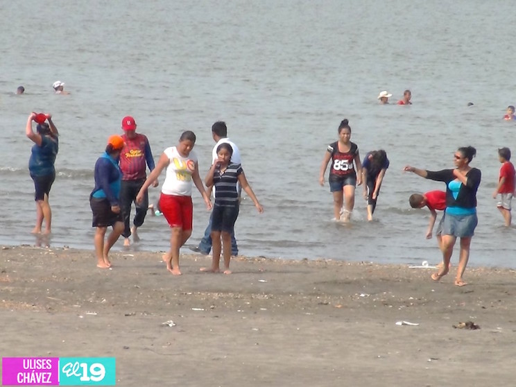 Familias granadinas disfrutan de actividades recreativas en el Día Internacional de los Trabajadores