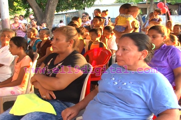 Barrio Candelaria inicia festejos en honor a las madres luchadoras y trabajadoras 