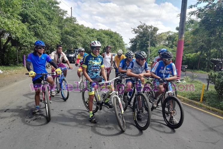 Ciclistas de Masaya rinden homenaje a Sandino