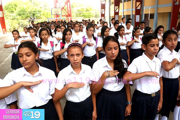 Estudiantes protagonizan dramatización en homenaje al General Augusto C. Sandino