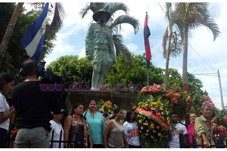 Masaya rinde honores al General Sandino en el 121 aniversario de su natalicio