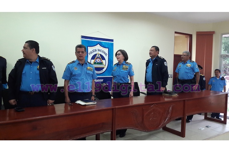 Policía Nacional rinde homenaje al General Augusto C. Sandino