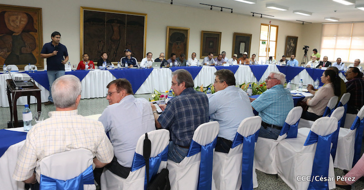 Presentan Plan del Ciclo Productivo 2016/2017