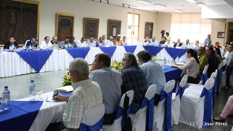 Presentan Plan del Ciclo Productivo 2016/2017