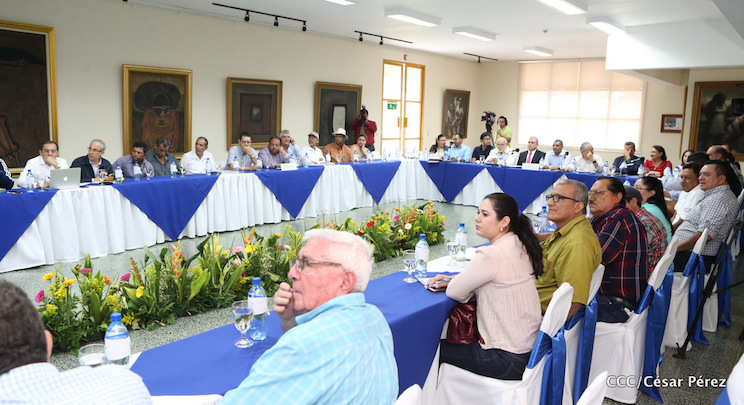 Presentan Plan del Ciclo Productivo 2016/2017