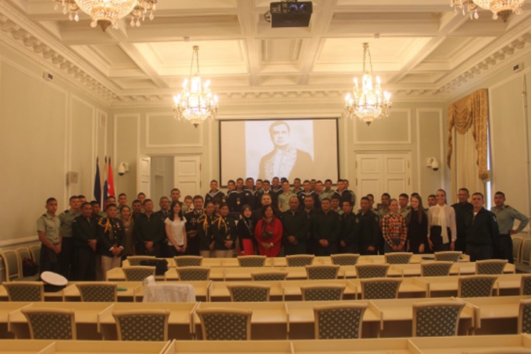 Recital de poesía Dariana en San Petersburgo, Federación de Rusia