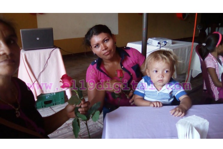 Celebran a las madres productoras de Mateare