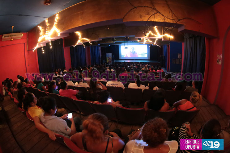 Inicia ciclo de cine en honor a las madres nicaragüenses