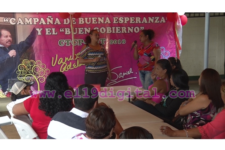 Trabajadoras por cuenta propia celebran a las madres