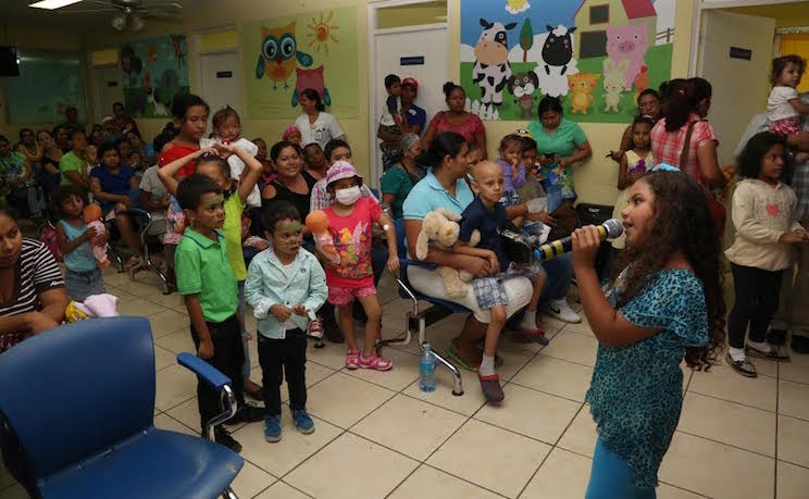 Llevan alegría a niñ@s de la Mascota en su Día