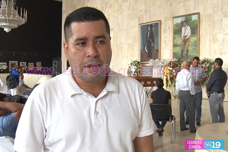 Rinden emotivo homenaje al mejor manager de Nicaragua, Noel Areas