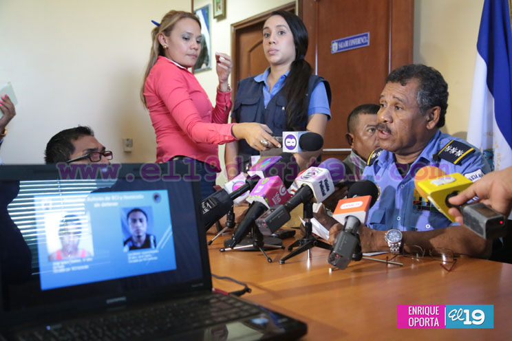 Policía Nacional muestra a tres de los implicados en el asesinato de taxista