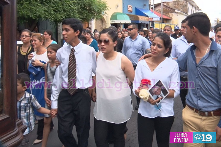 Pueblo de León rinde homenaje a su hijo dilecto Noel Areas