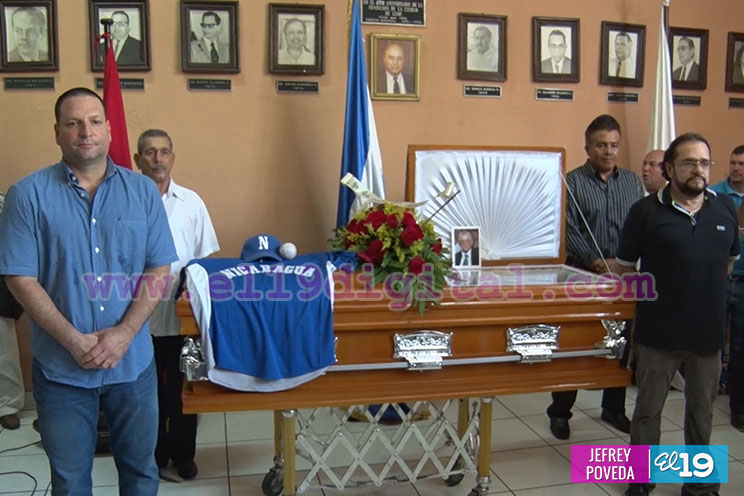 Pueblo de León rinde homenaje a su hijo dilecto Noel Areas