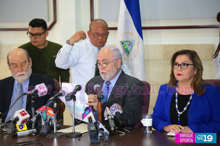 CSJ resuelve otorgar representación legal del PLI a Pedro Reyes