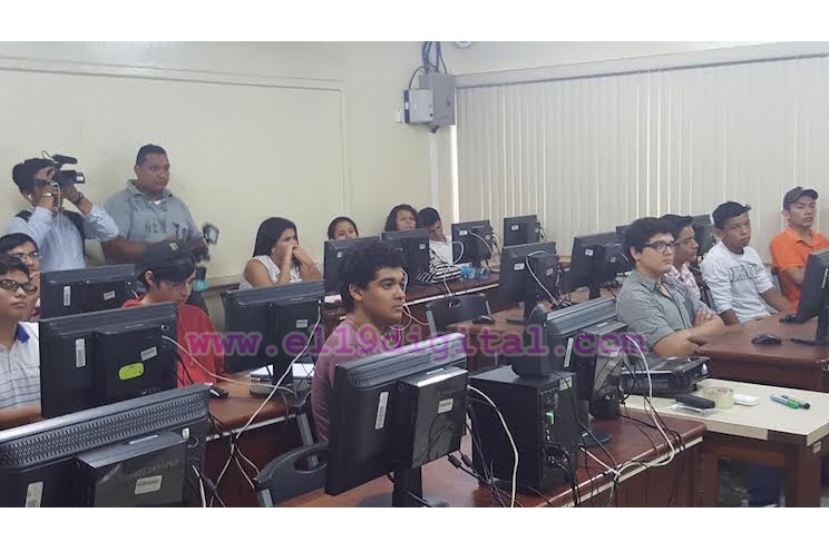 Red de Comunicadores promueve el periodismo digital en las universidades