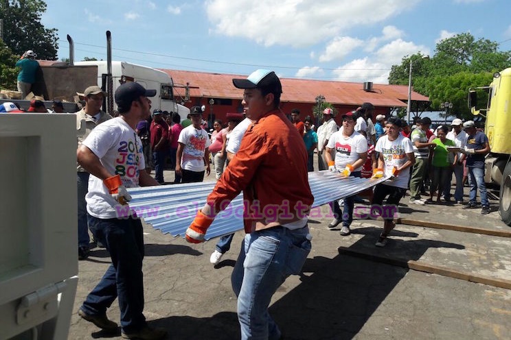 Plan Techo llega a familias afectadas por terremoto en Chinandega