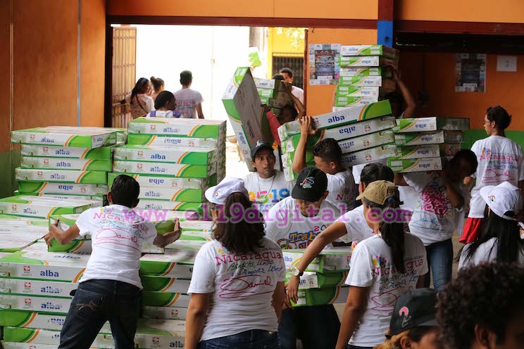 Gobierno entrega cocinas y tanques de gas a familias chinandeganas