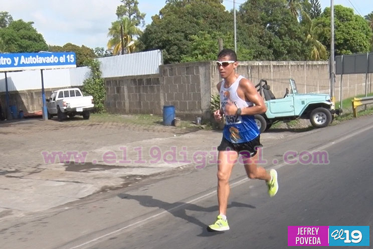 Atletas participan en la Vigésima Edición de la Carrera Internacional El Repliegue
