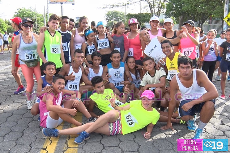 Atletas participan en la Vigésima Edición de la Carrera Internacional El Repliegue
