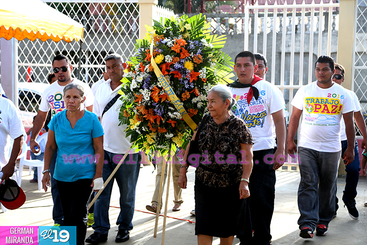Niñ@s ofrecen un tierno homenaje a los Héroes y Mártires del Barrio San José Oriental  