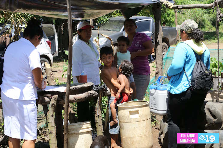 Nuevo grupo de médicos llega a atender a familias de Puerto Morazán y Tonalá