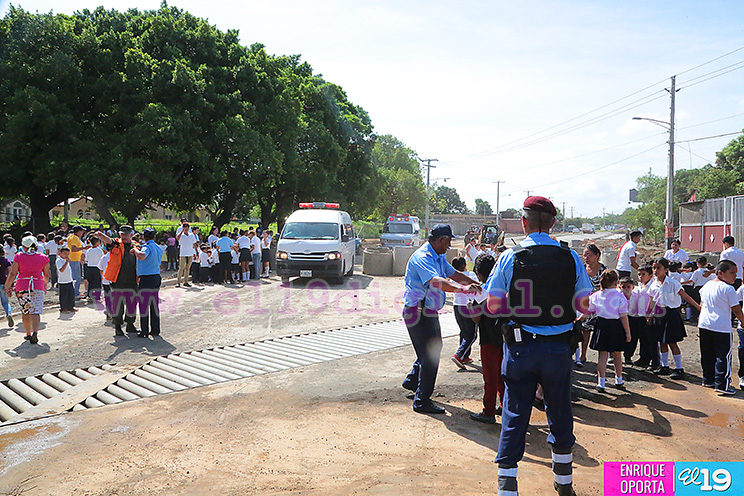 Familias de Managua participan del Segundo Ejercicio Nacional de Protección ante Múltiples Amenazas