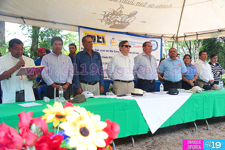 Familias celebran inauguración de Tramo carretero San Juan de Río Coco - Las Cruces