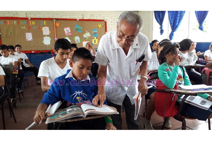 Profesor Francisco Ramos: “Ser maestro es algo grandioso”