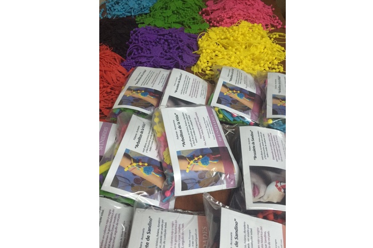 Árboles de la Vida inspiran a un grupo de artistas y pequeños empresarios en Nicaragua
