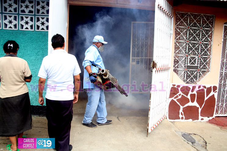 Acahualinca es atendida por brigadistas del Minsa