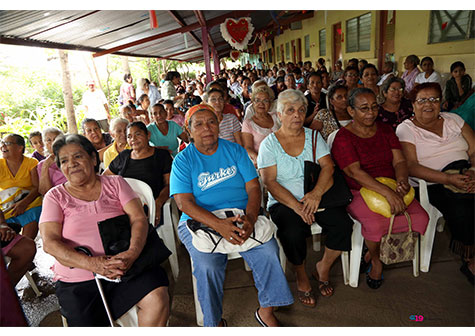 Adultos Mayores agradecen al gobierno por restituirles sus derechos