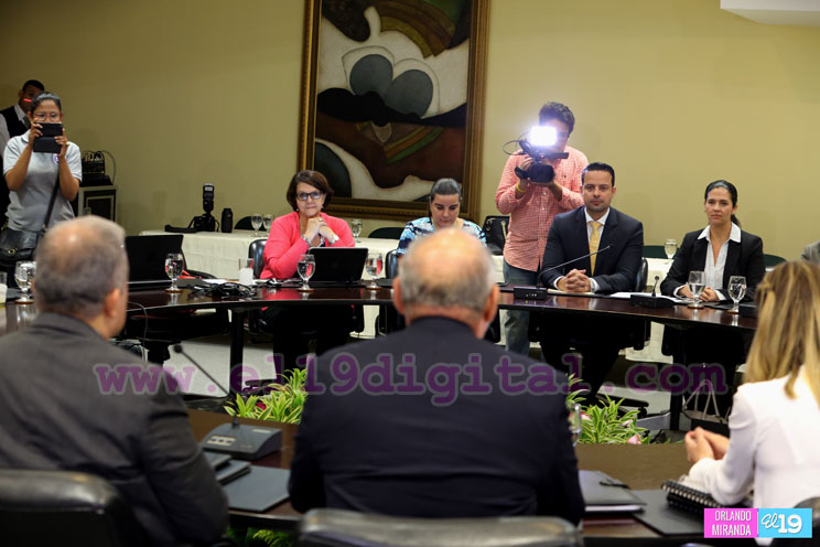 Nicaragua y Costa Rica avanzan diálogo para restablecimiento de la normalidad del comercio de lácteos