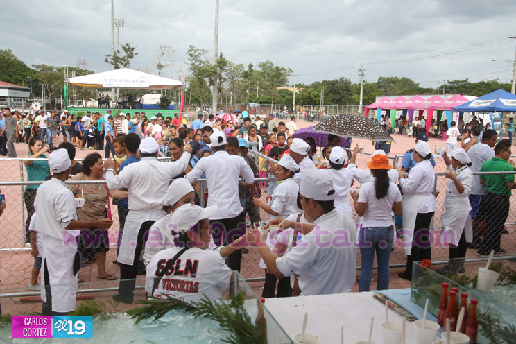 Capitalinos disfrutan del Ceviche más Grande de Nicaragua