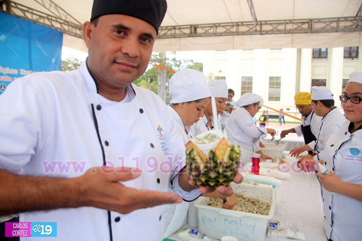 Capitalinos disfrutan del Ceviche más Grande de Nicaragua
