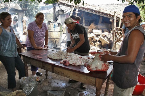 Niquinohomo vive su tradicional procesión de Jesús Resucitado