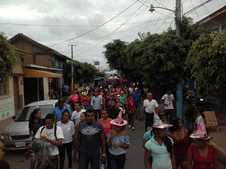 Rivas marchó por El Repliegue