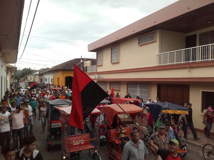 Rivas marchó por El Repliegue