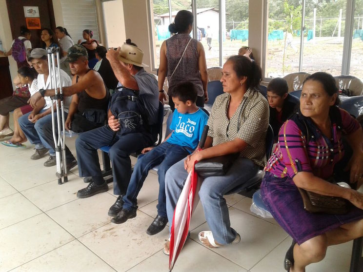 Familias de San José de Bocay inauguran moderno hospital primario
