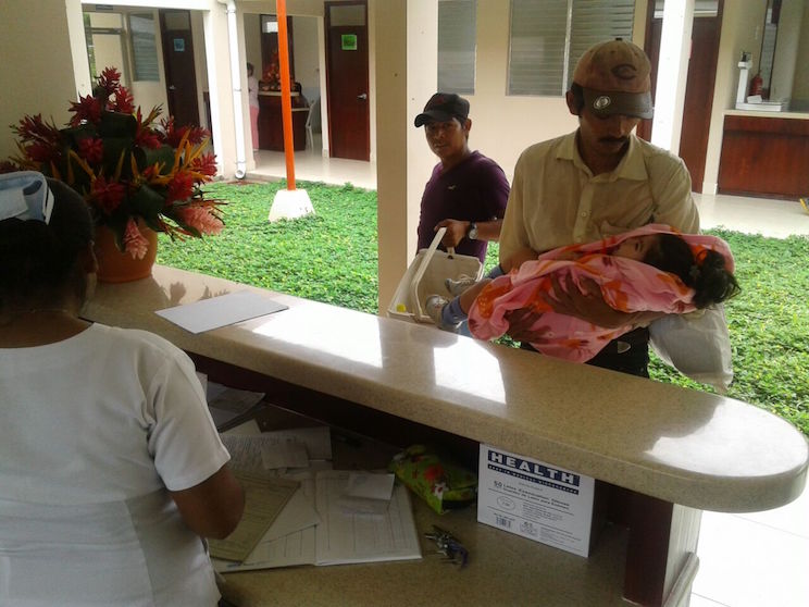 Familias de San José de Bocay inauguran moderno hospital primario